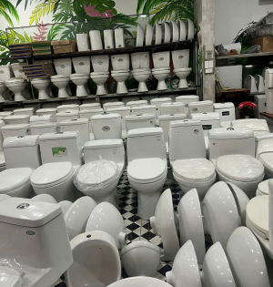 Thu Mua Thiết Bị Vệ Sinh Cũ Giá Cao Tại Hóc Môn